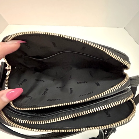 DKNY Black Pebbled Shoulder Bag - Picture 8 of 14